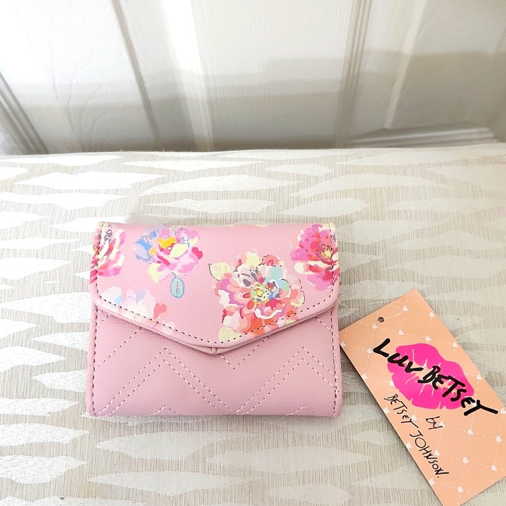 Luv Betsey by Betsey Johnson Ditsy Floral Cash Wallet, Pink